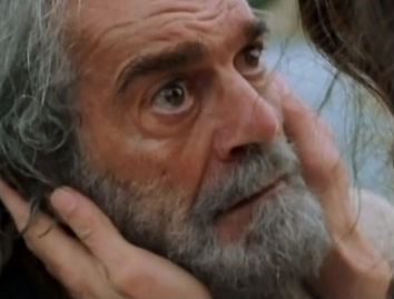 “Pedro, tu me amas?” “Pedro, tu me amas?”